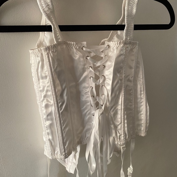 NWT Shirley of Hollywood corset in white - Picture 2 of 8